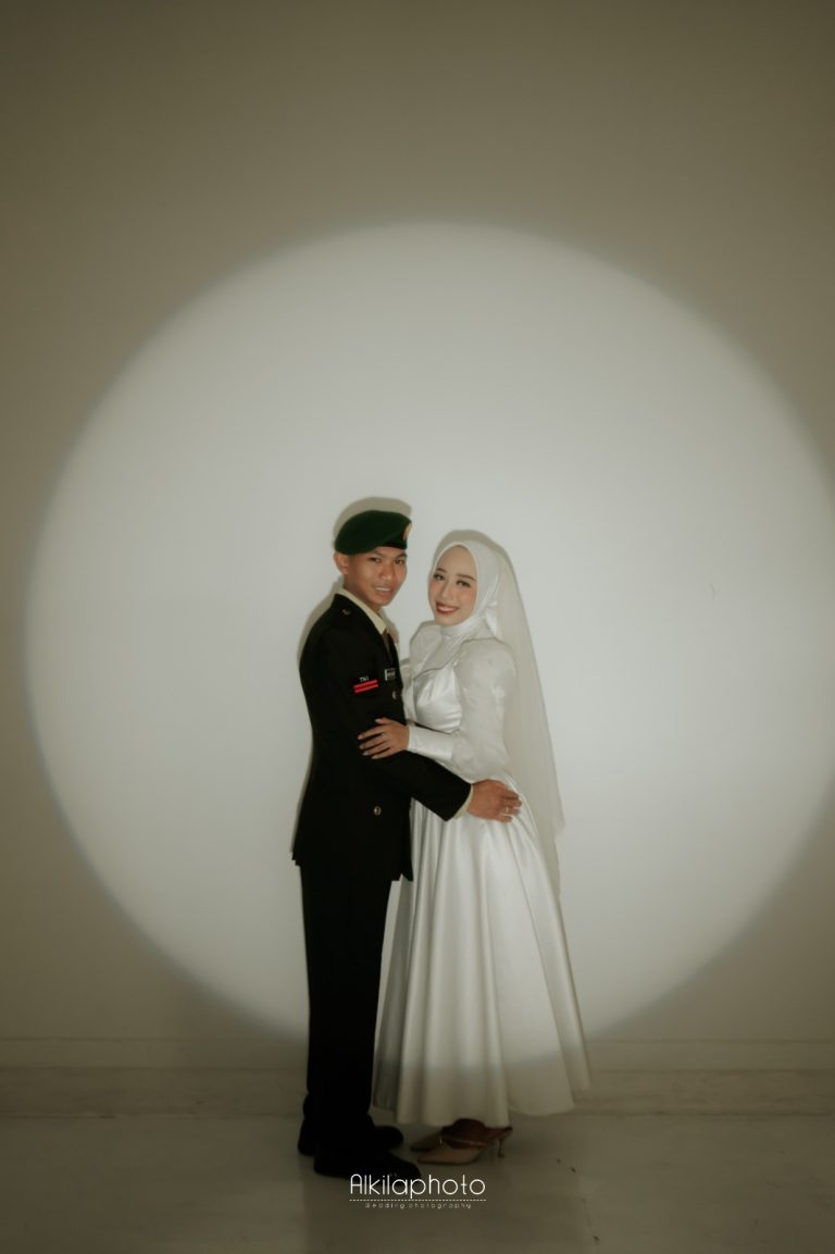 COVER1.jpg